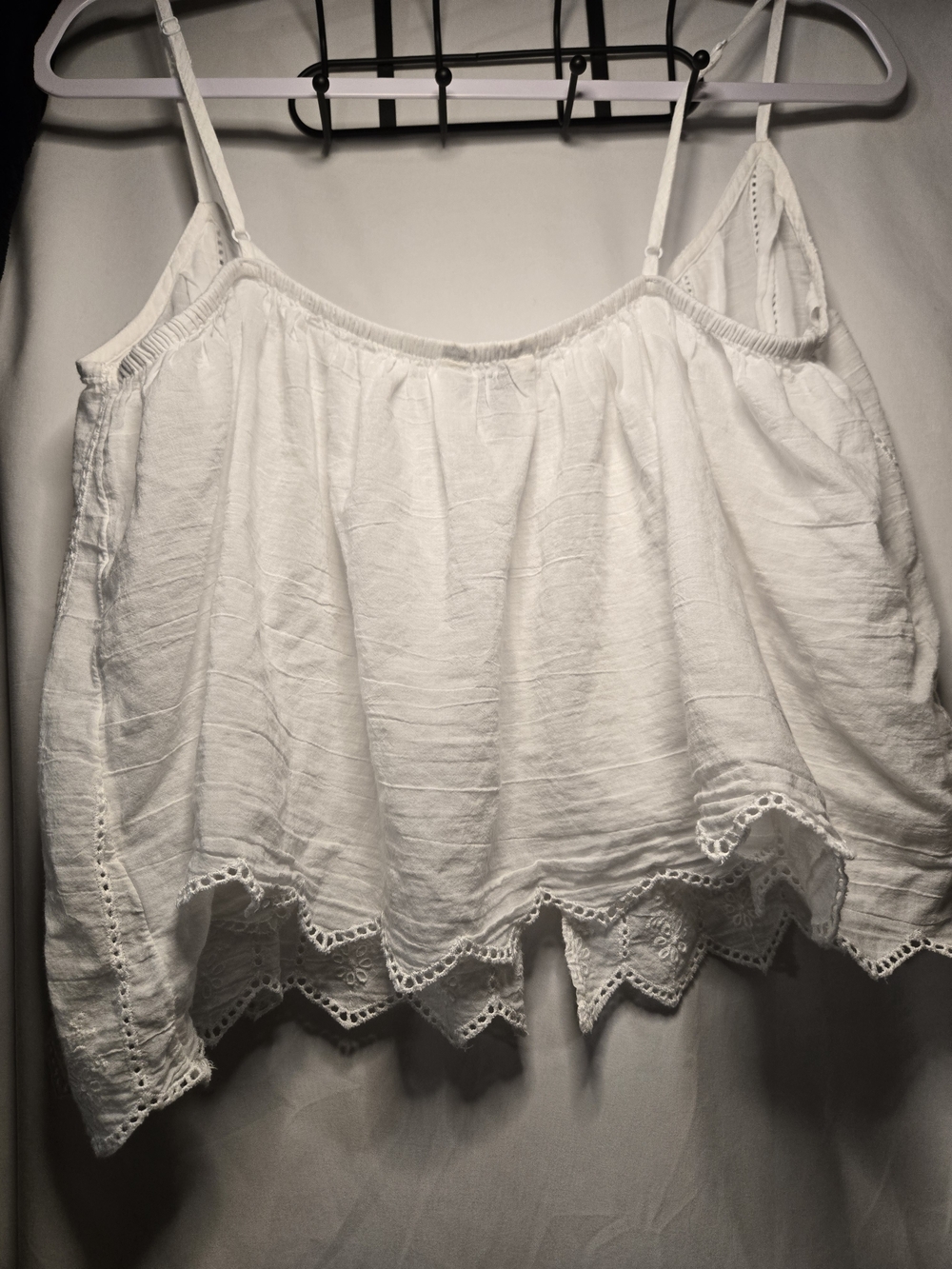 American Eagle Outfitters White Eyelet Tie-Front Camisole Top - Picture 5 of 6